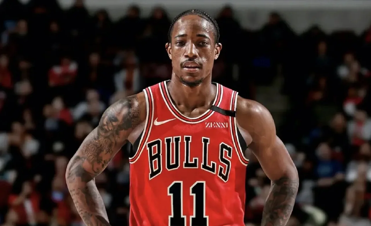 包含公牛客场夺胜，後卫维间吠表现抢尽风头一局结束领先的词条