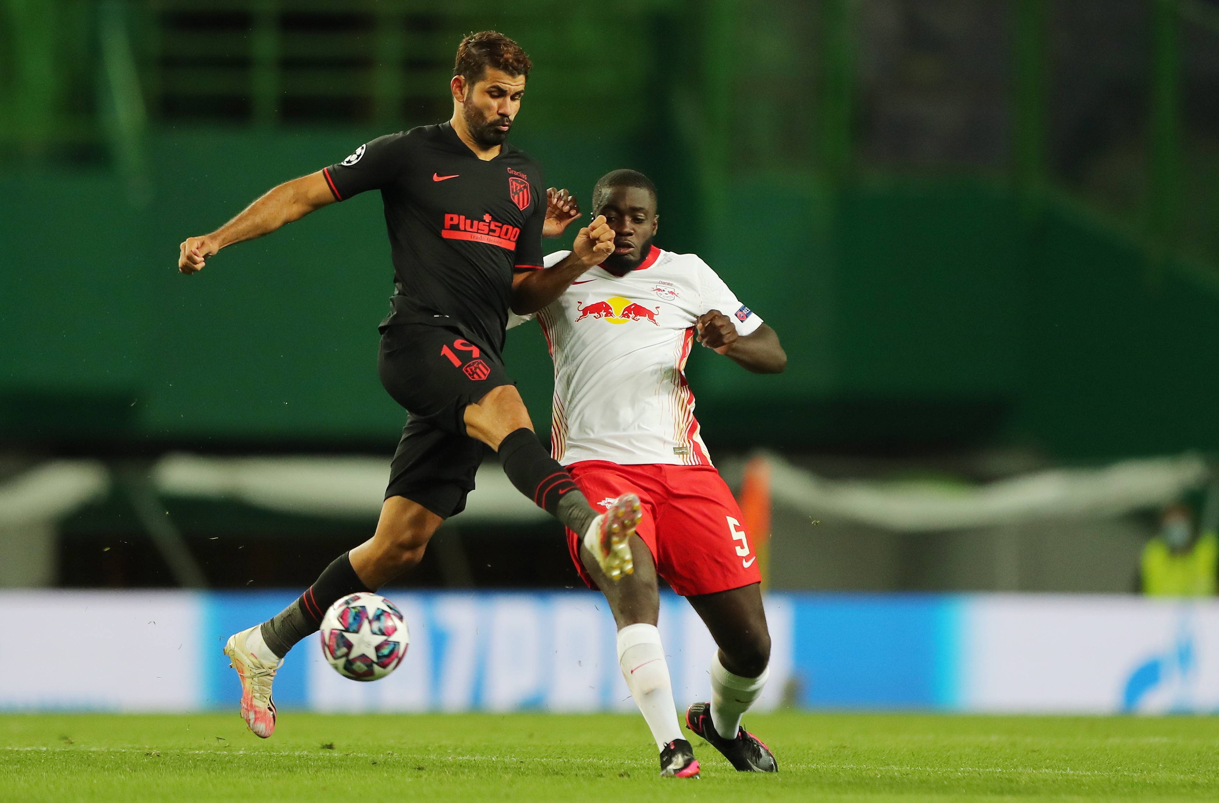 包含霍芬海姆战胜斯图加特，延续不败纪录的词条