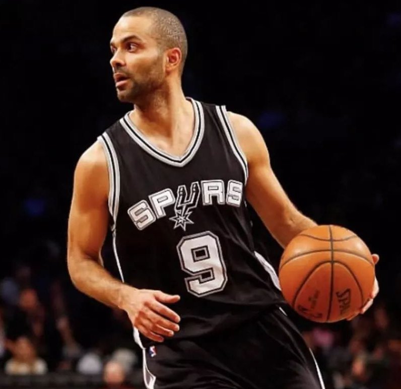 开云下载-马刺老将帕克表态，愿意继续为球队效力