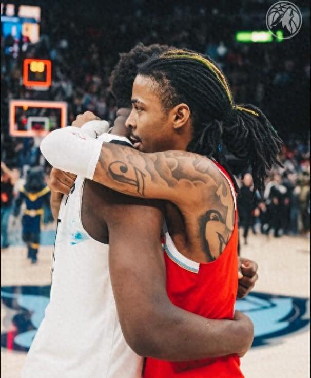 关于灰熊轻取魔术，莫兰特携手杰克逊演绎激情对决的信息