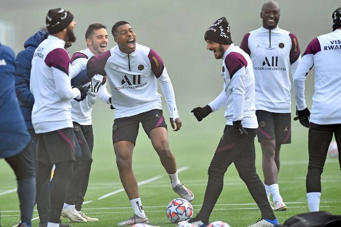 开云体育中国-巴黎圣日耳曼备战欧冠，球迷期待再创辉煌的简单介绍