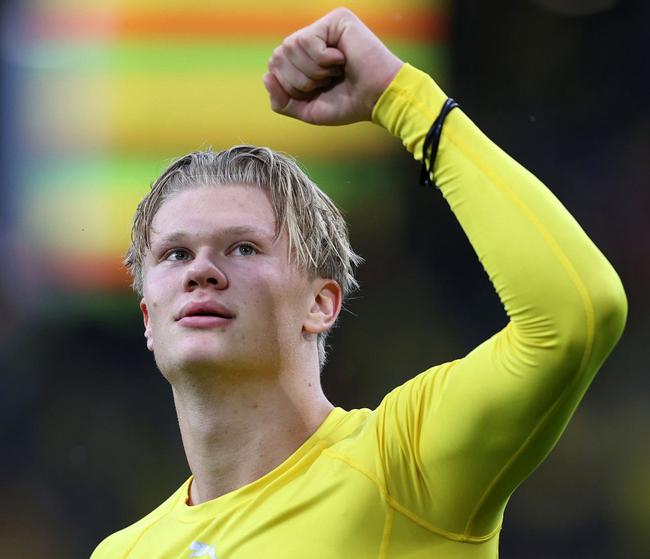 开云官网-多特蒙德门将哈特表现出色扑救的简单介绍