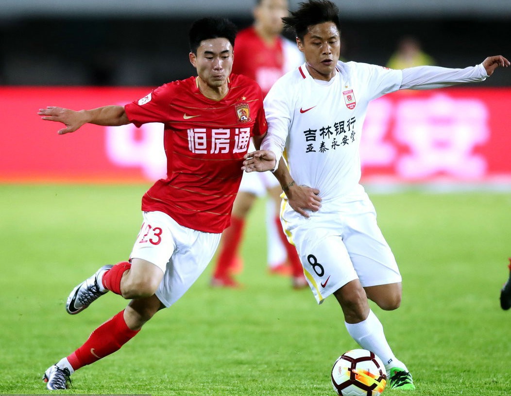 恒大后防表现抢眼，零封对手实现连胜的简单介绍