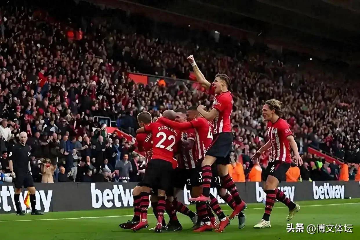 开云APP-沃尔夫斯堡逆转获胜，晋级欧联杯淘汰赛的简单介绍