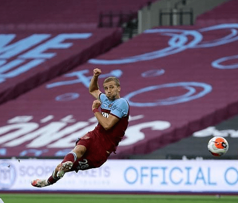 开云体育入口-诺里奇客场失利，保级形势严峻，主教练承受压力的简单介绍