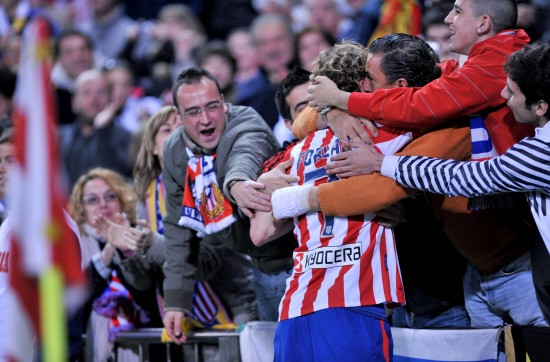 拉科鲁尼亚球迷发表声明支持球队的简单介绍