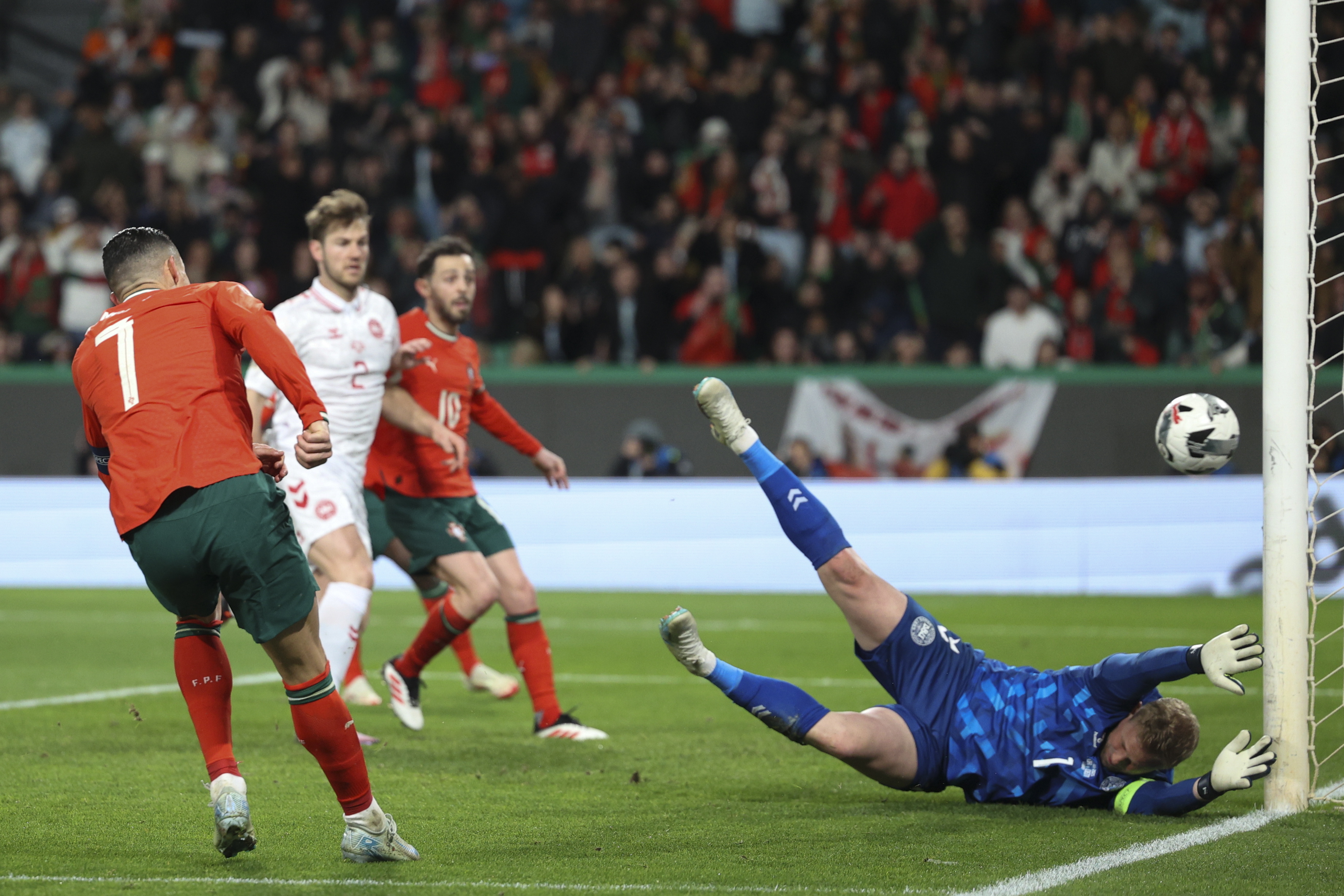 欧国联比赛即将在欧洲球场上演的简单介绍