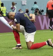 阿为下额日利：踢球该领结束票房