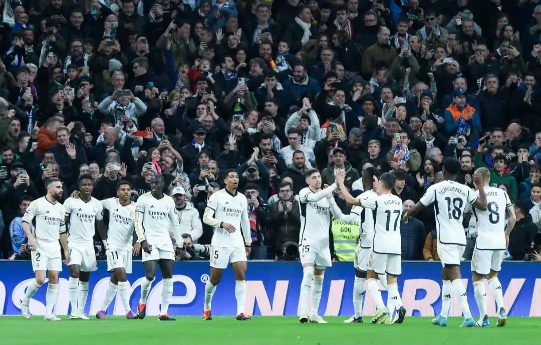 西甲主力球员伤愈复出，球队战力再次提升