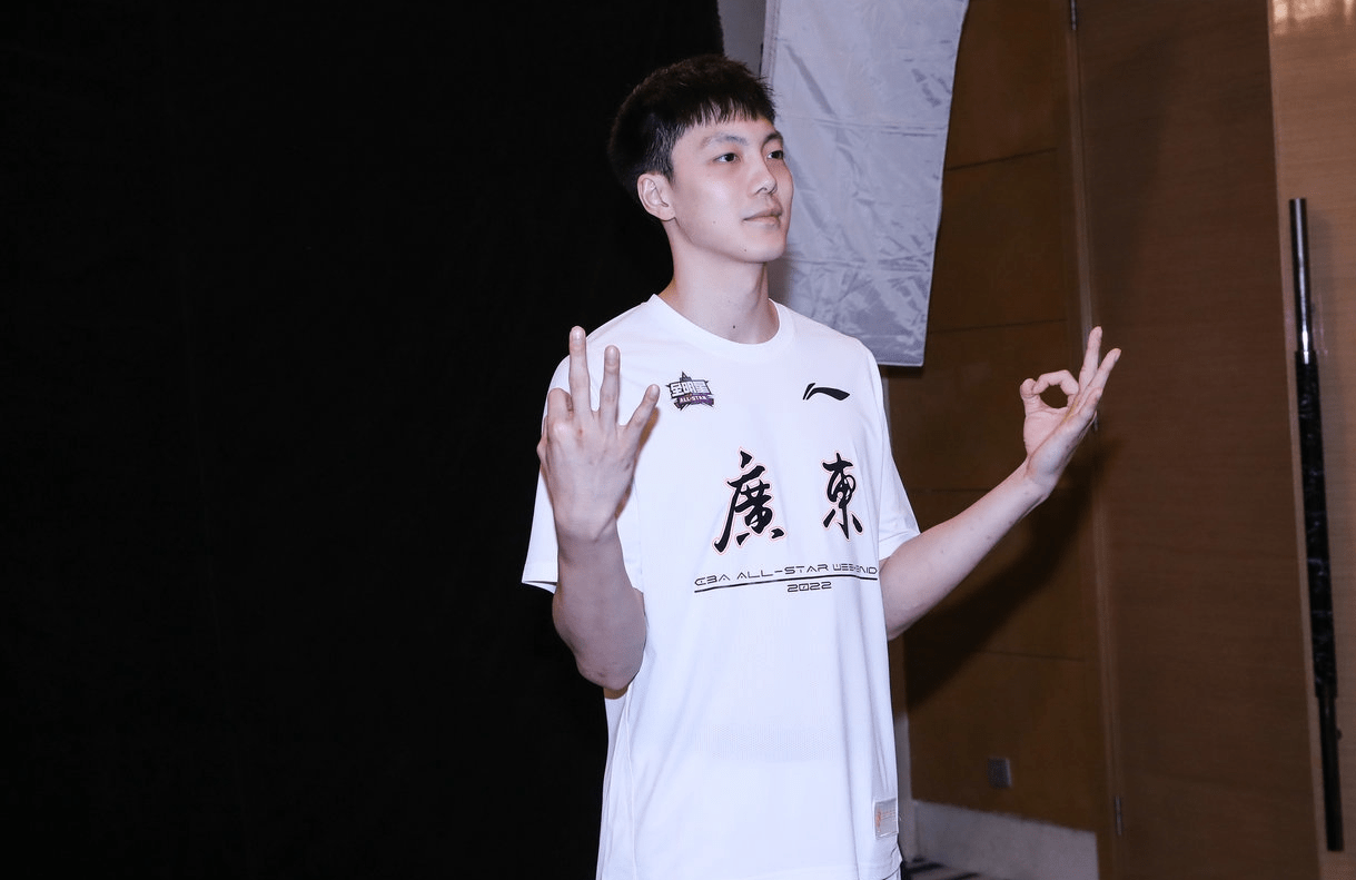 开云下载-中国男篮获得国际友谊赛季军，实力受肯定