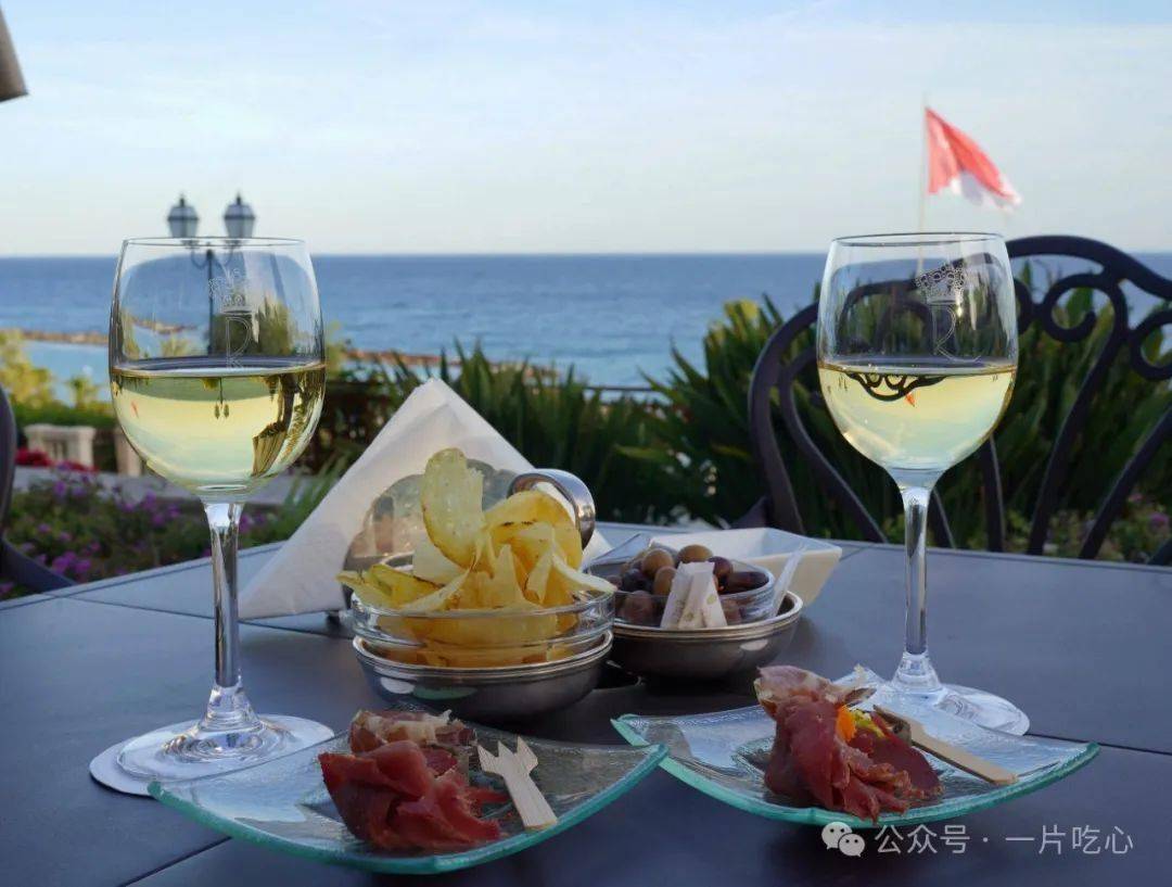 开云官网-热那亚客场告捷连胜，状态非凡助力进一步发展