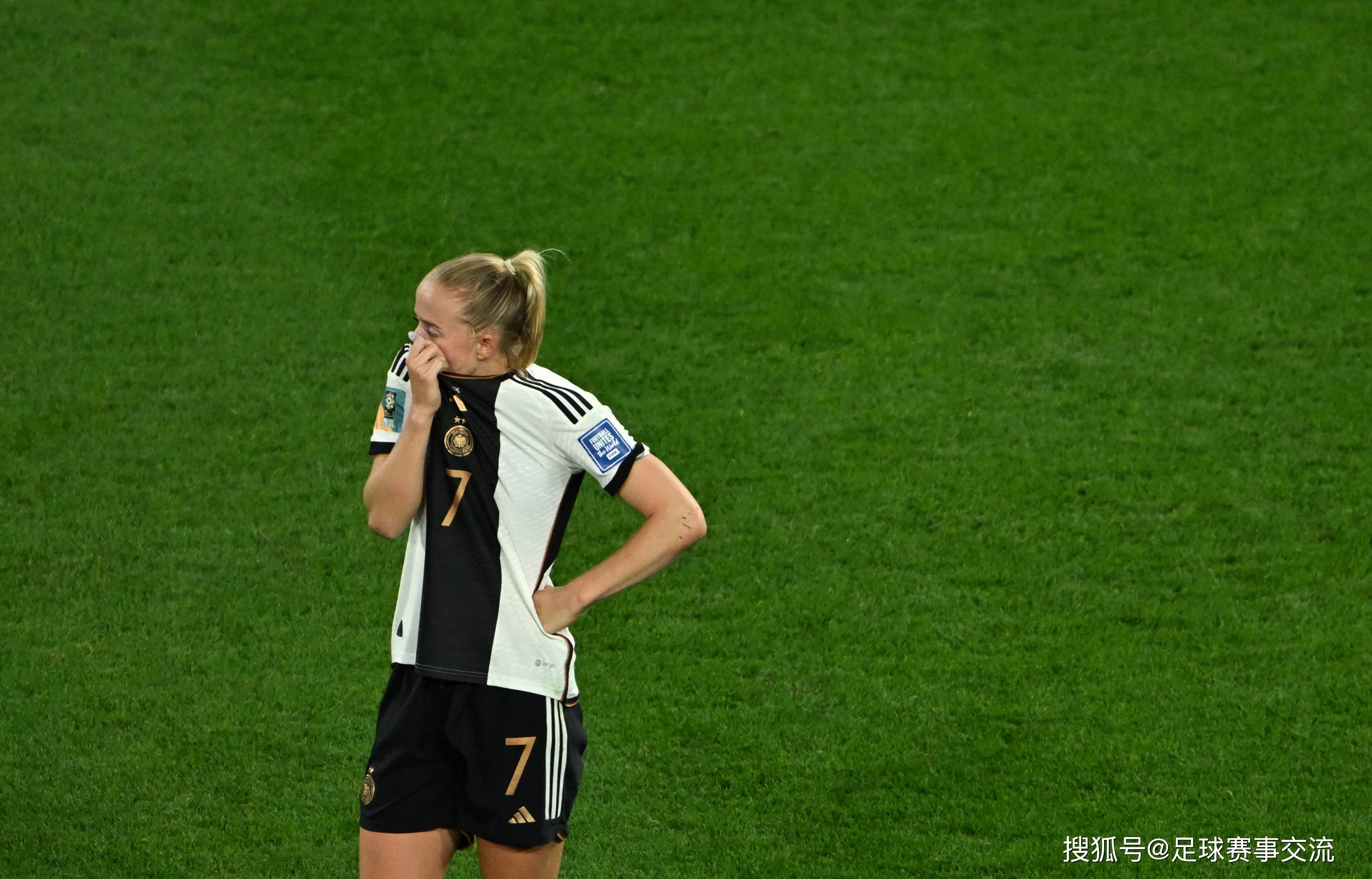 开云官网-德国女足球员精彩进球