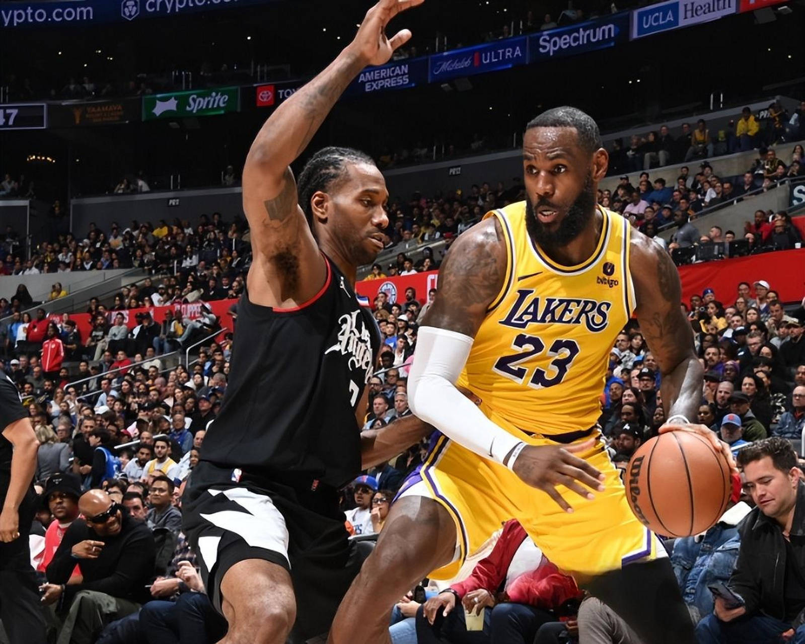 开云体育登录-快船队防守强劲，完胜对手升至第三