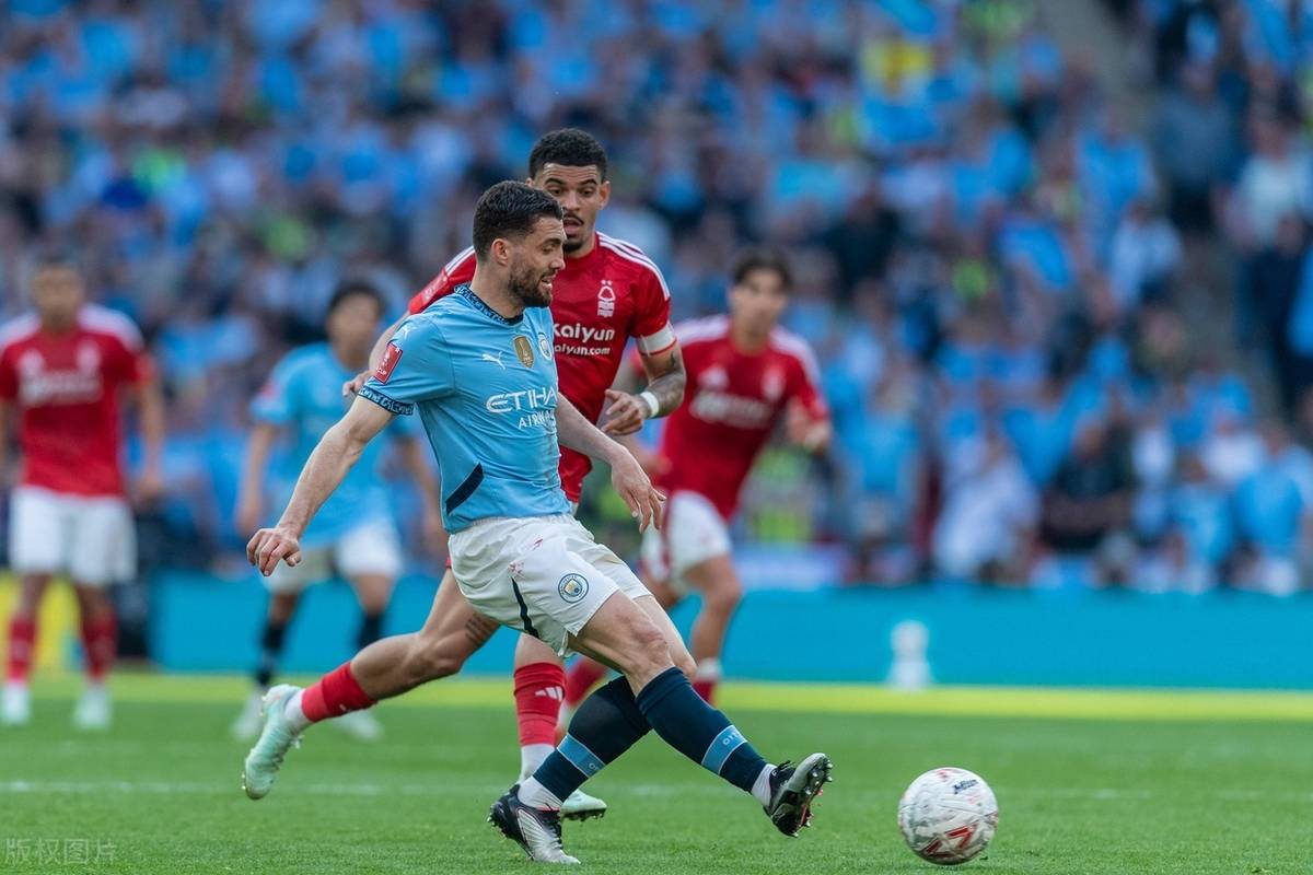 曼城客场战胜水晶宫，保持不败战绩！