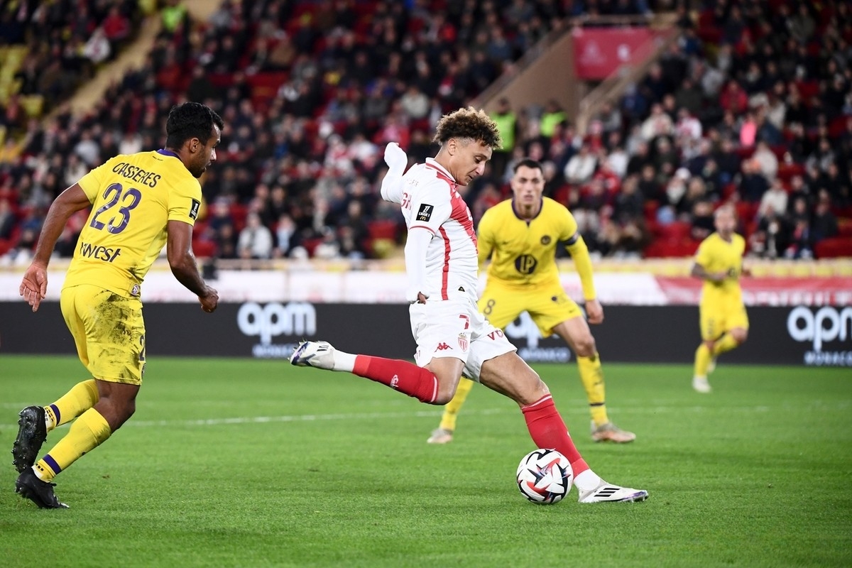 开云体育官网-美因茨客场告捷，连续取得胜利