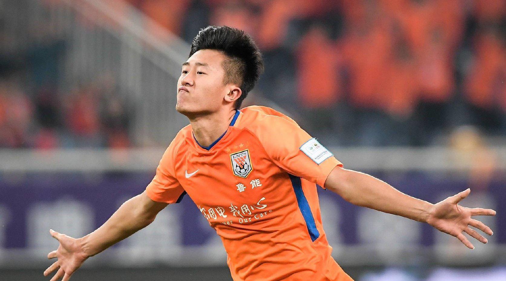 鲁能全队战绩超佳，屡出胜场领达巅峰