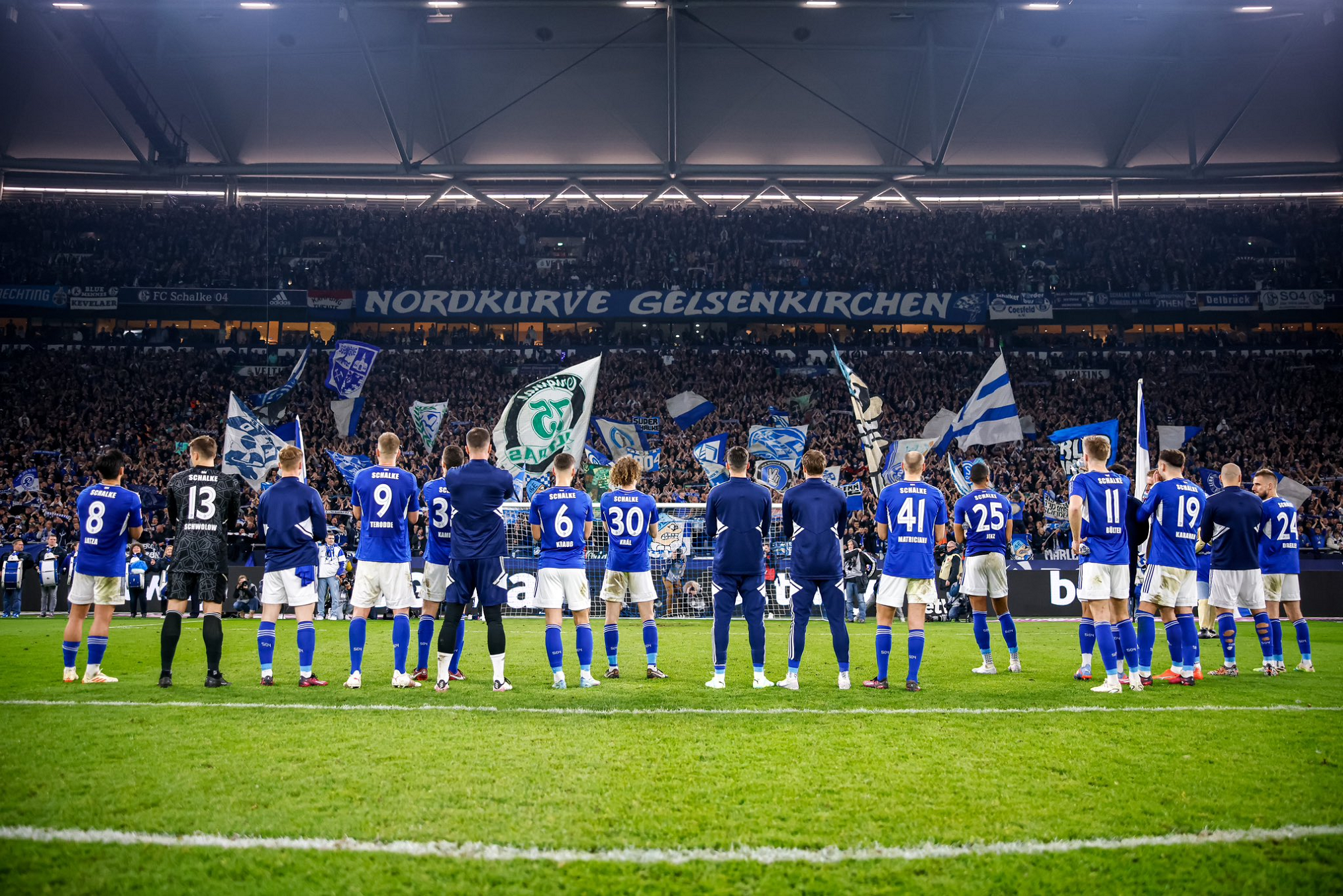 开云下载-关于尼姆主场大胜，积分榜上升至第七名的信息