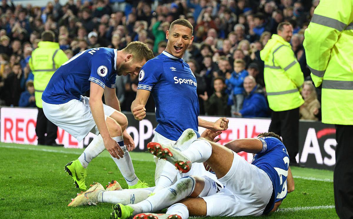 开云体育官网-水晶宫客场不敌西汉姆，遭遇挑战