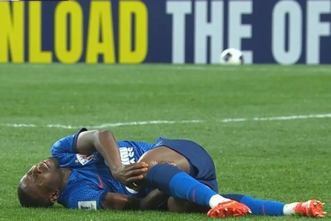 足球明星意外受伤，赛季前景蒙上阴影