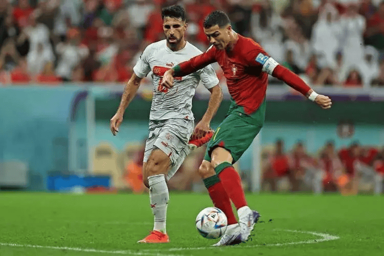 葡萄牙不敌克罗地亚，小组领先地位岌岌可危