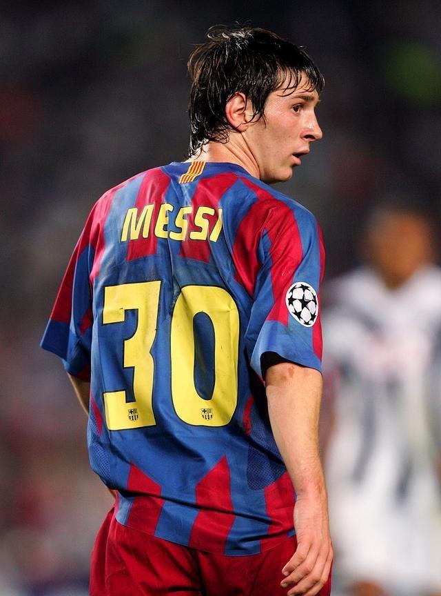 荷兰逆转乌克兰，实现四连胜