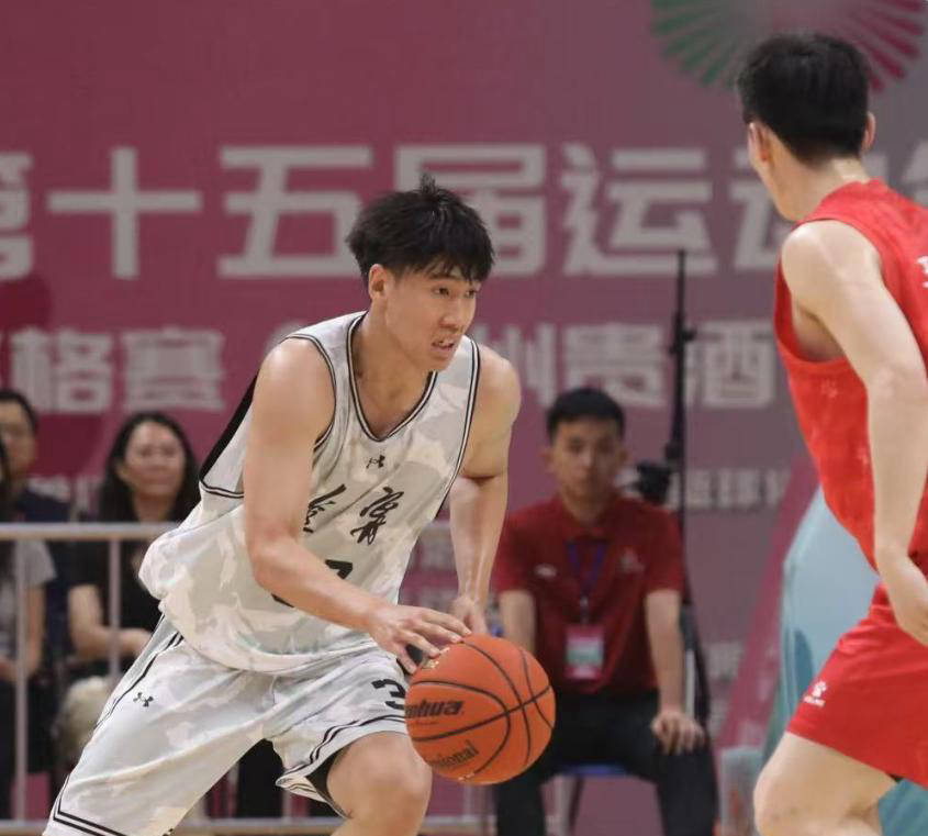 开云平台-关于内线大闸表现抢眼，全面压制对手取得胜利的信息