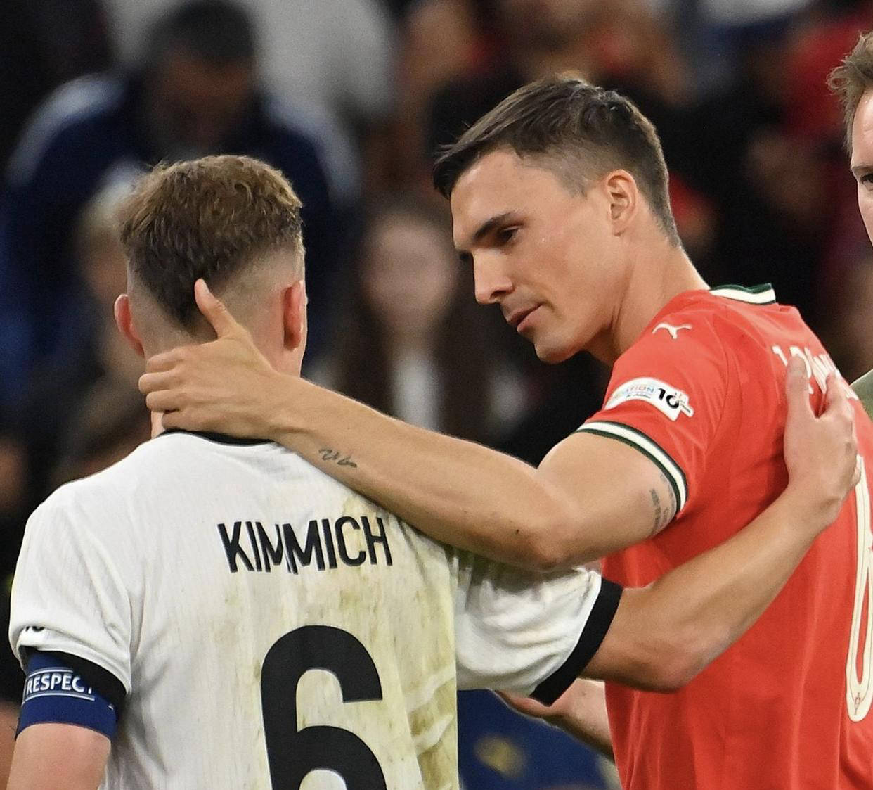 开云体育中国-波兰大胜西班牙，成功晋级欧国联四强