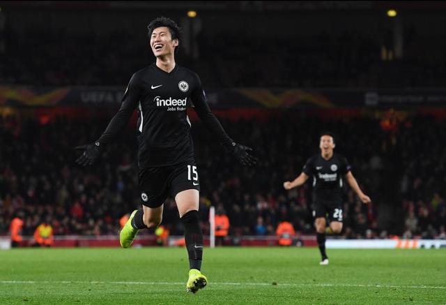 卫冕冠军摩宾大胜，德甲劲旅前景日渐看好