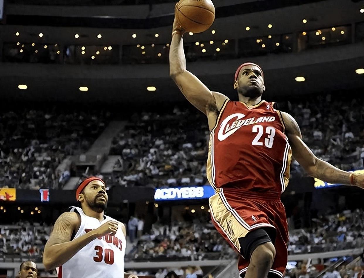 开云体育app-关于骑士客场击败活塞：列维尔兰德发挥稳定率队轻松赢球的信息