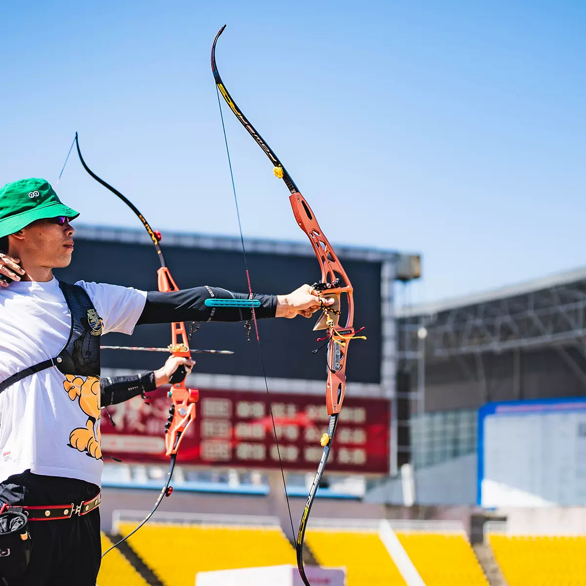 美国选手逆袭夺金！弯弓射击创佳绩！的简单介绍