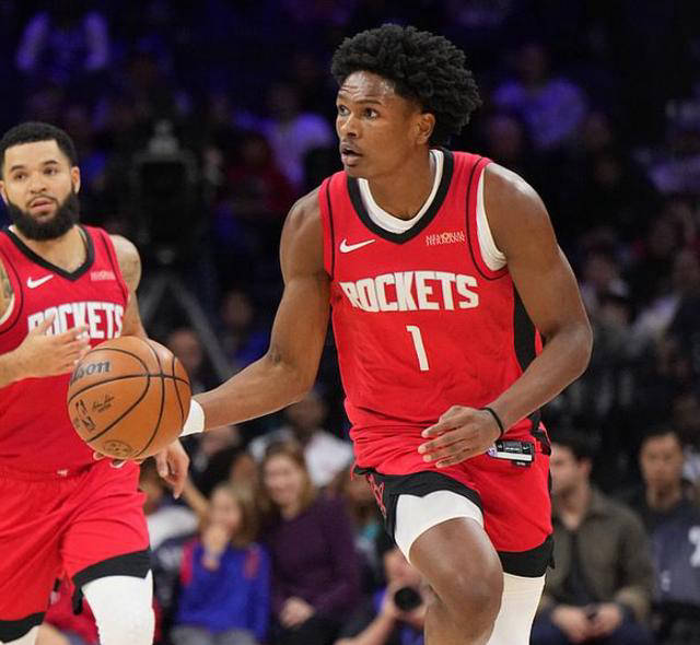 包含76人队外线射手状态回勇，成为球队得分担当的词条