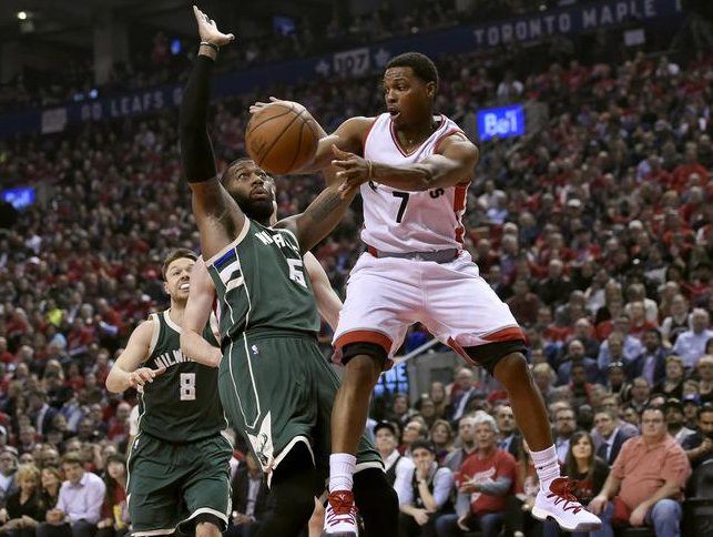 高效进攻致命一击，对手难以招架被擒