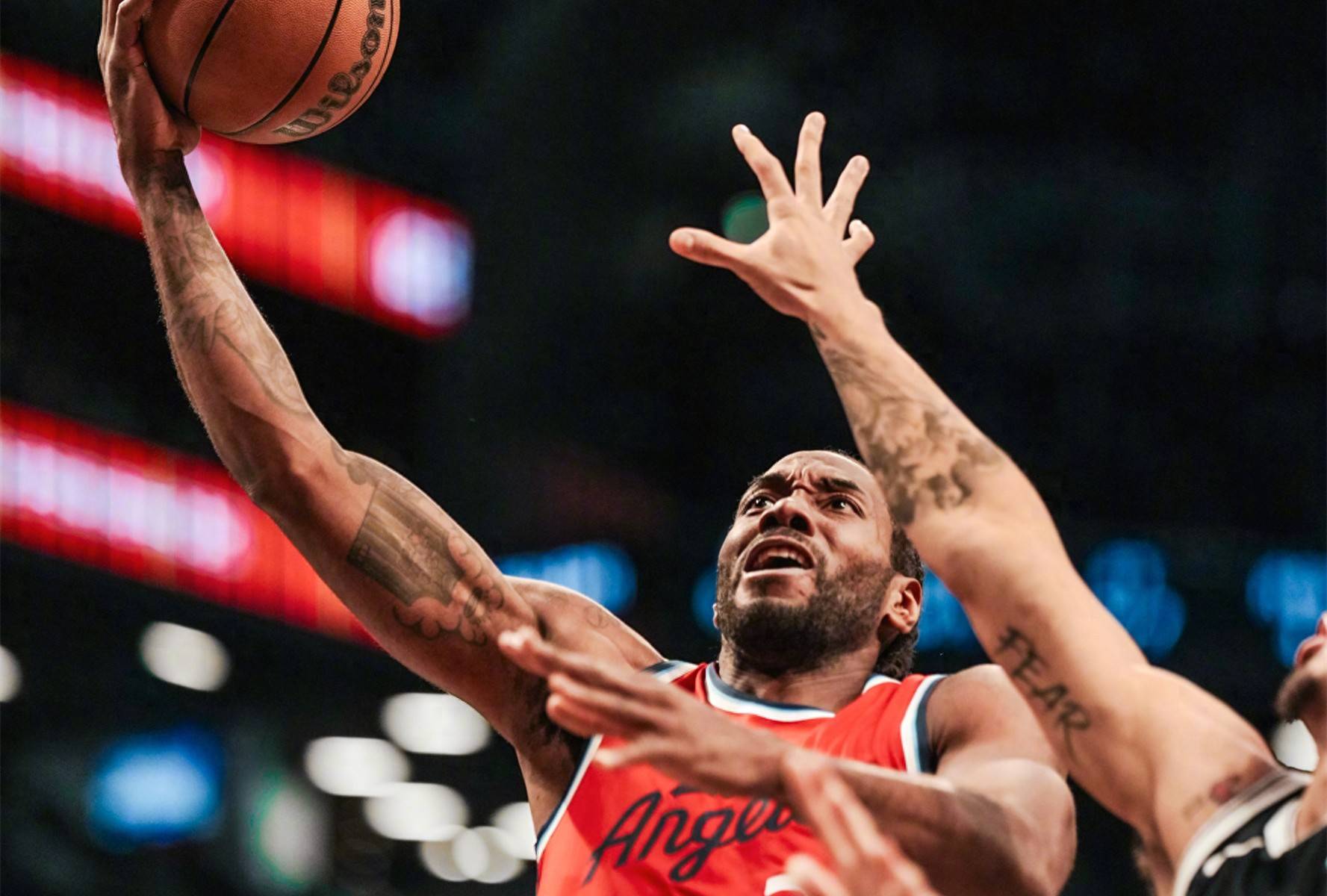 开云体育入口-快船队大胜独行侠，莱昂纳德表现出色