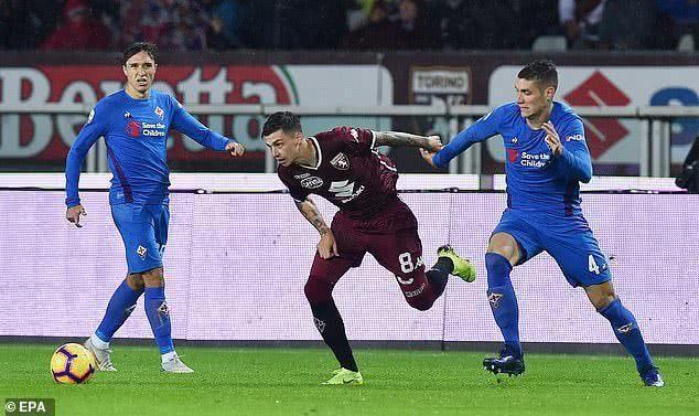 塞尔维亚铁卫被禁言，球队深夜出征