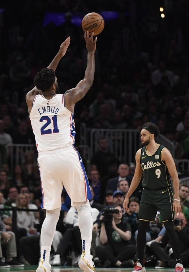 国王碾压快船，恩比德刷新纪录