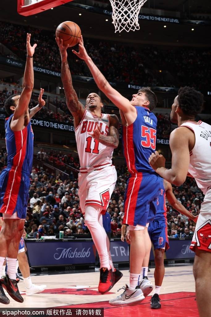 吉林队完胜上海队，武切维奇扛起全队